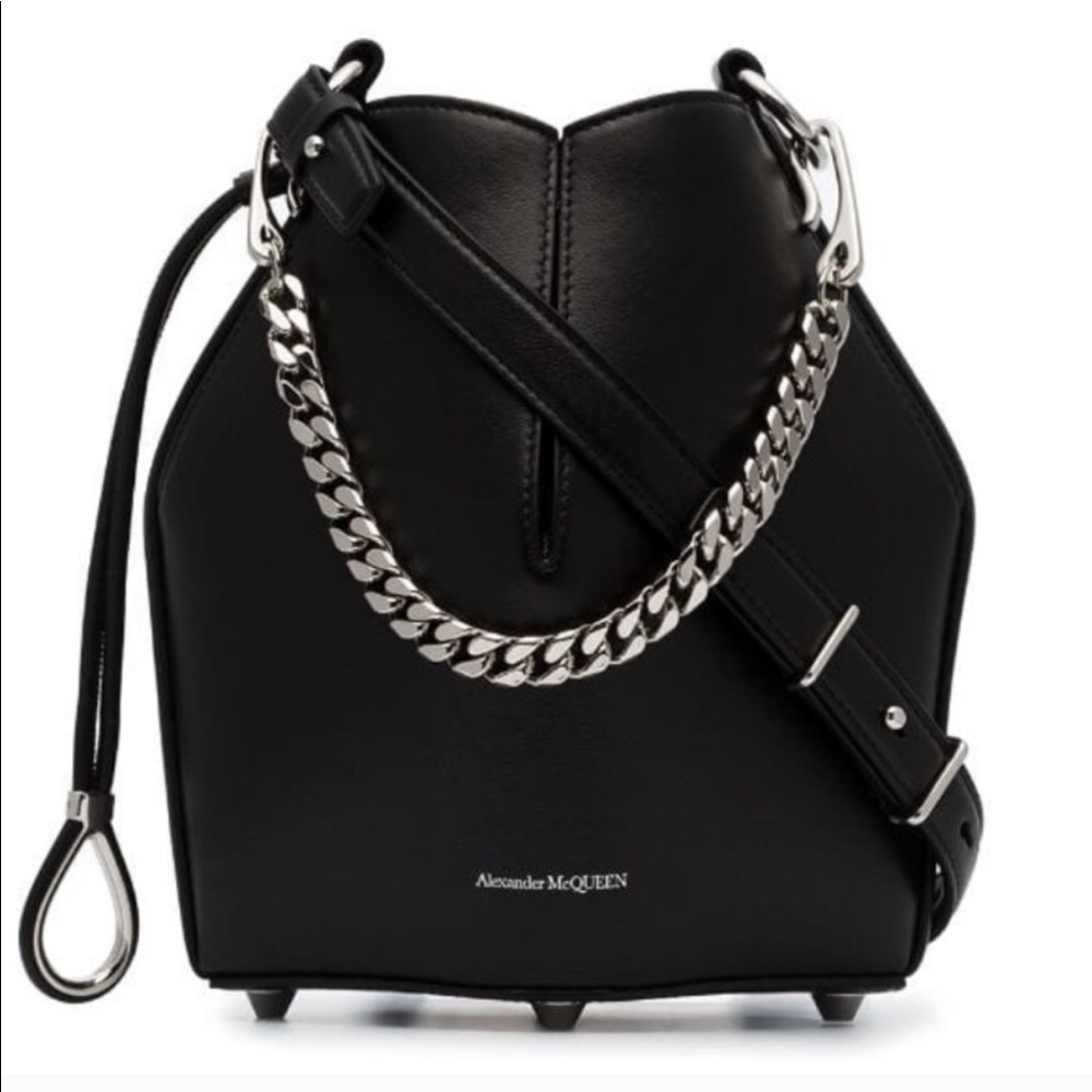 NWT Alexander McQueen Bucket Chain Crossbody Bag